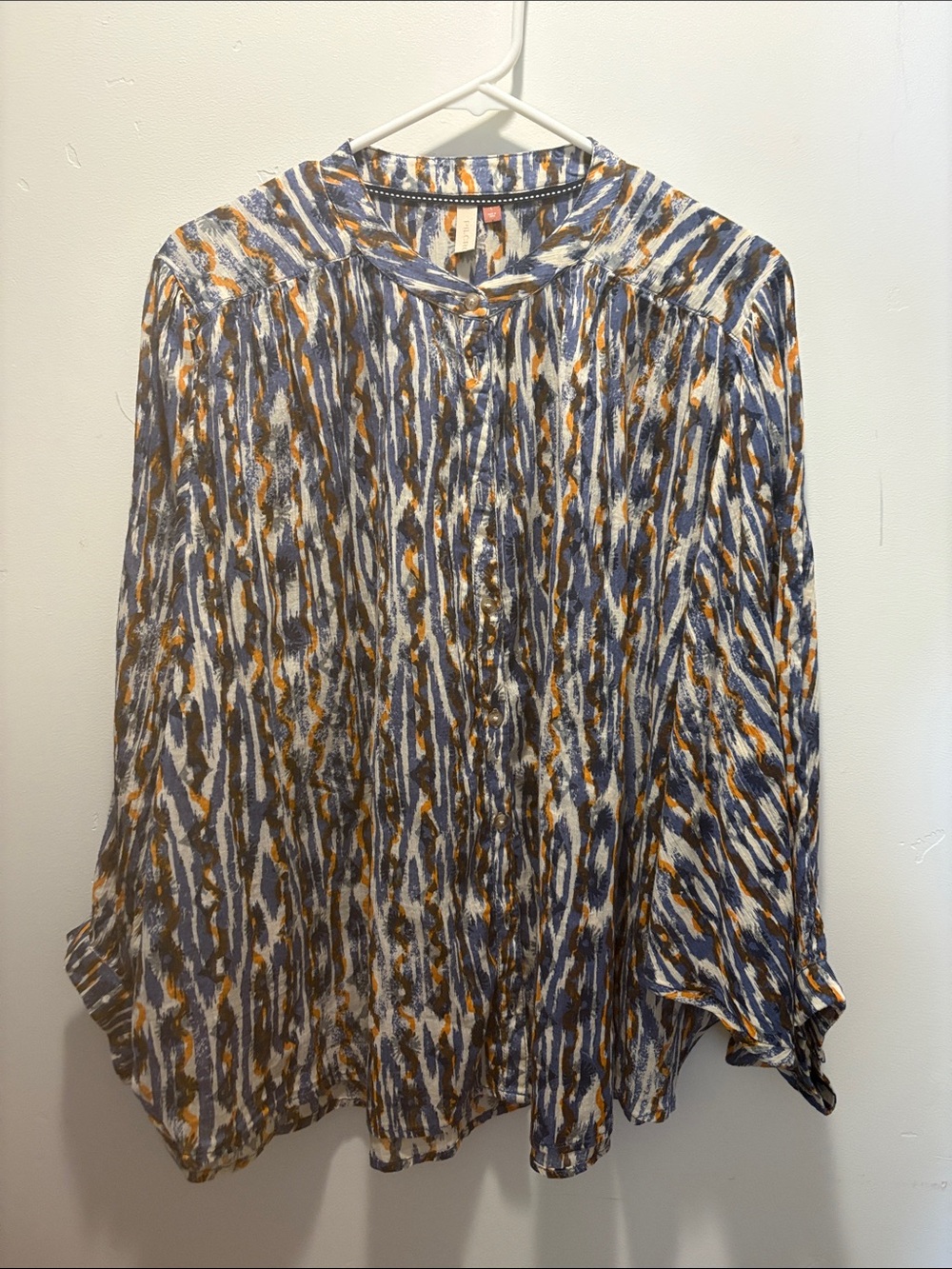 Lightweight Blue and orange Abstract Print Women's Blouse, Pilcro Batwing style